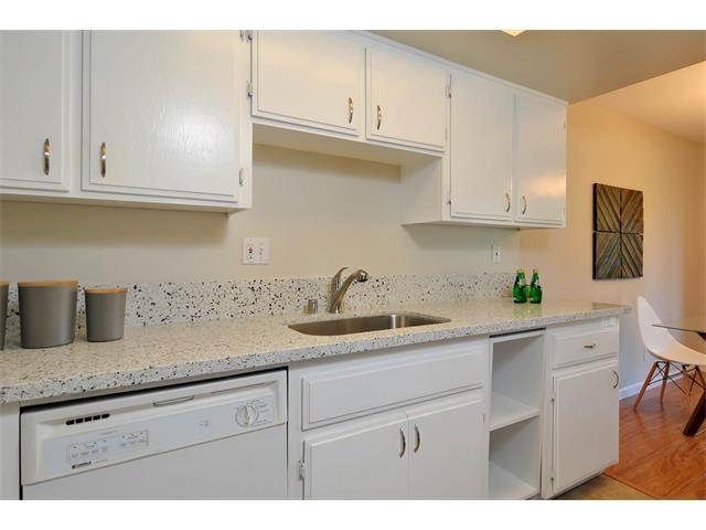 Detail Gallery Image 8 of 16 For 26 4th St #9,  Los Altos,  CA 94022 - 1 Beds | 1 Baths