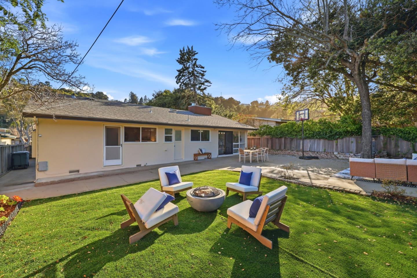 Detail Gallery Image 27 of 32 For 910 Helen Dr, Millbrae,  CA 94030 - 3 Beds | 2 Baths