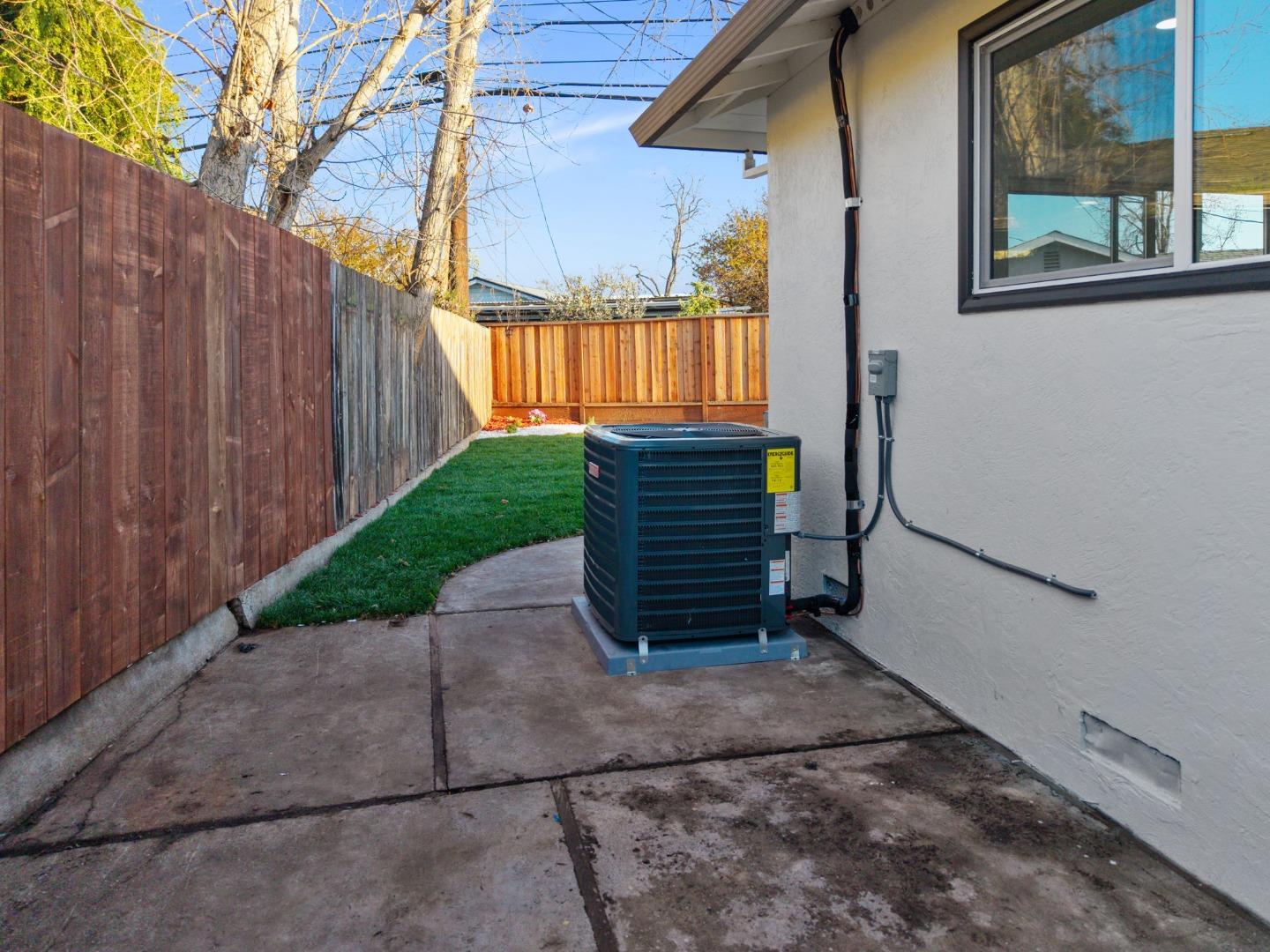 Detail Gallery Image 38 of 38 For 390 Valmy St, Milpitas,  CA 95035 - 3 Beds | 2 Baths