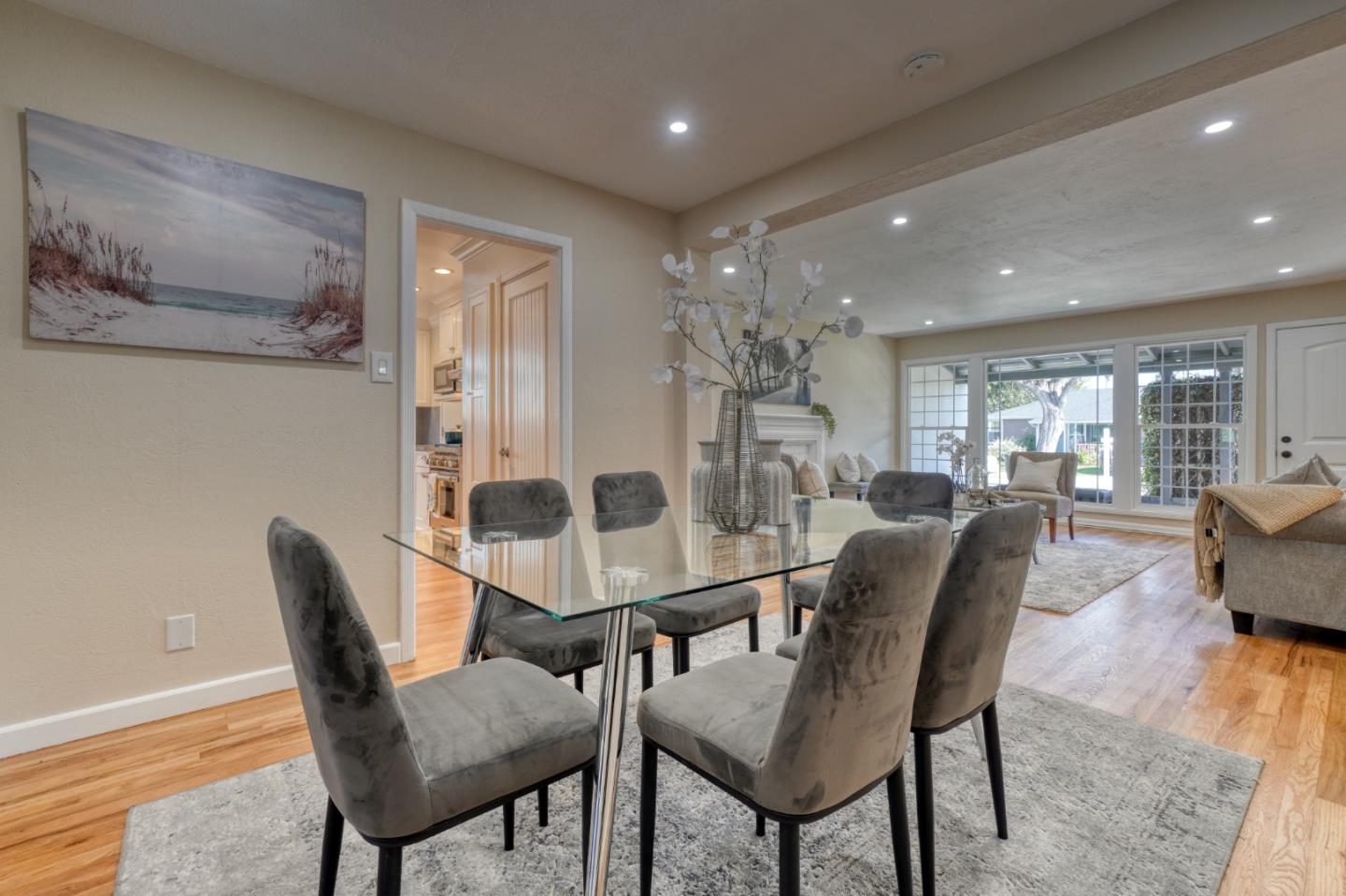 Detail Gallery Image 10 of 42 For 1149 18th Ave, Redwood City,  CA 94063 - 3 Beds | 2 Baths