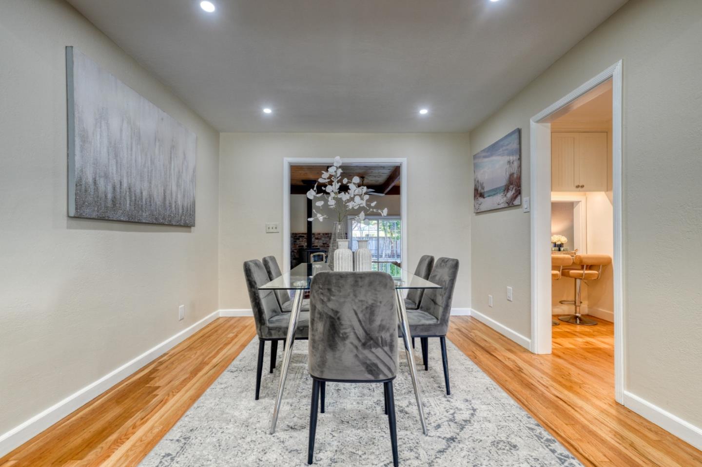 Detail Gallery Image 12 of 42 For 1149 18th Ave, Redwood City,  CA 94063 - 3 Beds | 2 Baths