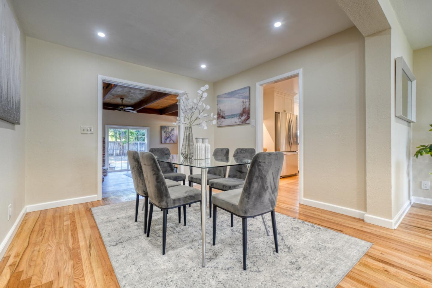 Detail Gallery Image 13 of 42 For 1149 18th Ave, Redwood City,  CA 94063 - 3 Beds | 2 Baths