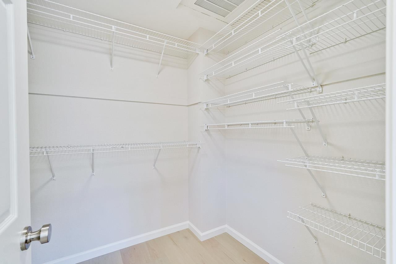 Detail Gallery Image 24 of 49 For 2112 Windrose Pl, Mountain View,  CA 94043 - 3 Beds | 2/1 Baths