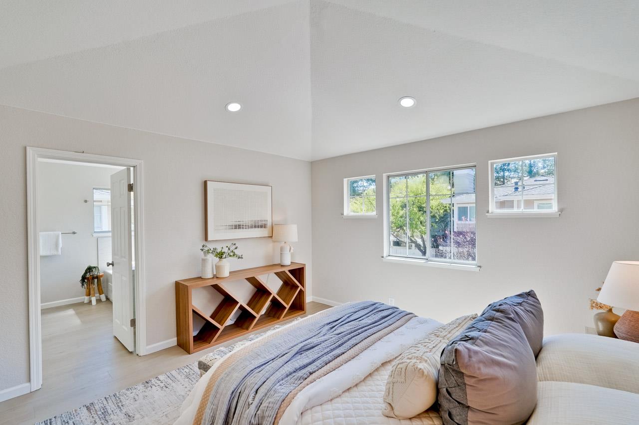 Detail Gallery Image 29 of 49 For 2112 Windrose Pl, Mountain View,  CA 94043 - 3 Beds | 2/1 Baths