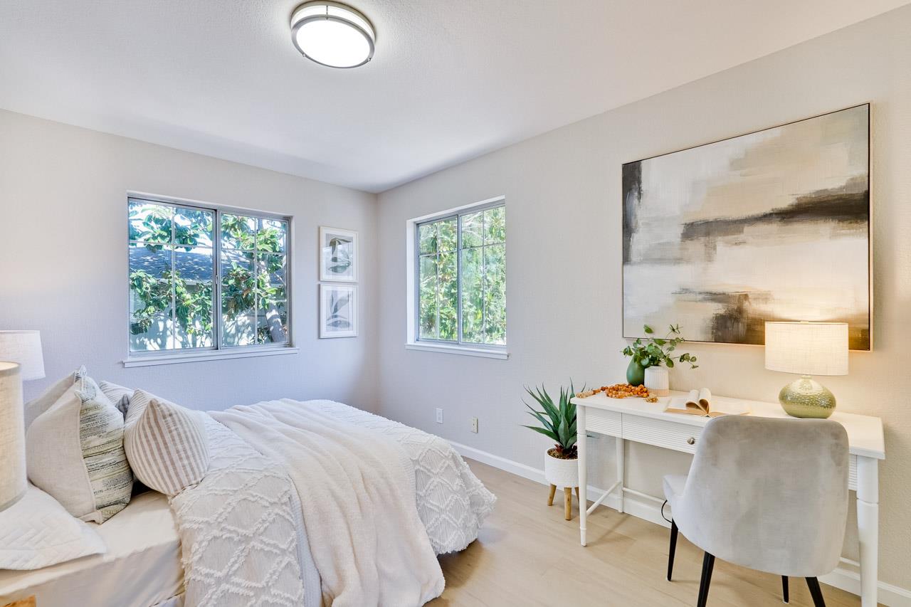 Detail Gallery Image 32 of 49 For 2112 Windrose Pl, Mountain View,  CA 94043 - 3 Beds | 2/1 Baths