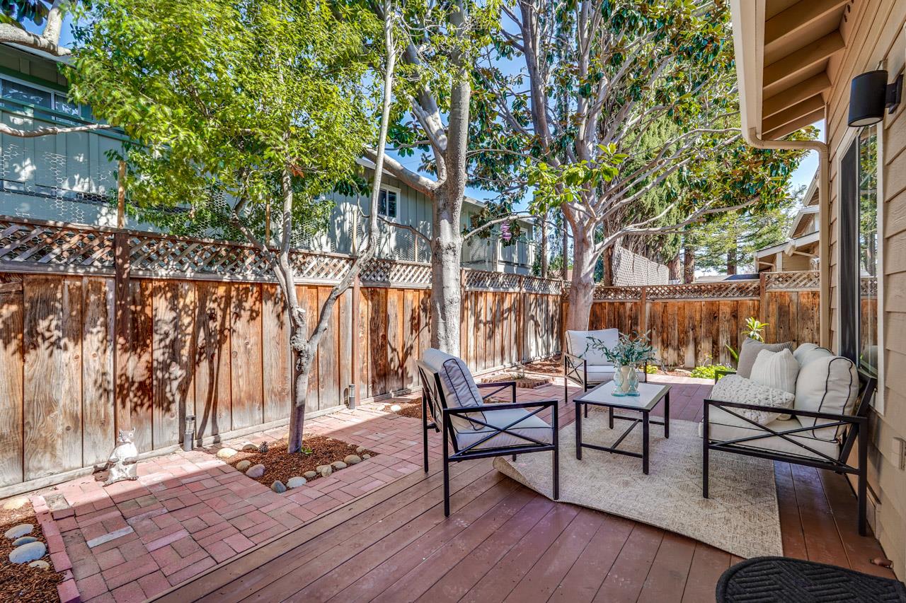 Detail Gallery Image 43 of 49 For 2112 Windrose Pl, Mountain View,  CA 94043 - 3 Beds | 2/1 Baths