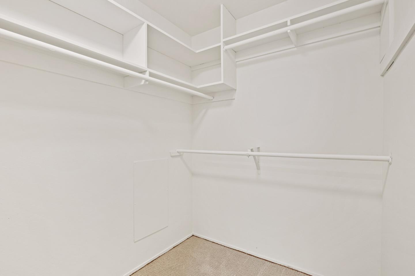 Detail Gallery Image 13 of 21 For 1451 Floyd Ave, Sunnyvale,  CA 94087 - 3 Beds | 2 Baths
