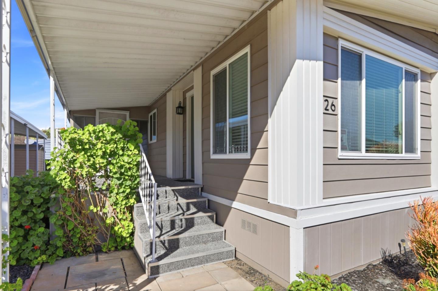 Detail Gallery Image 2 of 31 For 126 Mountain Springs Dr #126,  San Jose,  CA 95136 - 2 Beds | 2 Baths