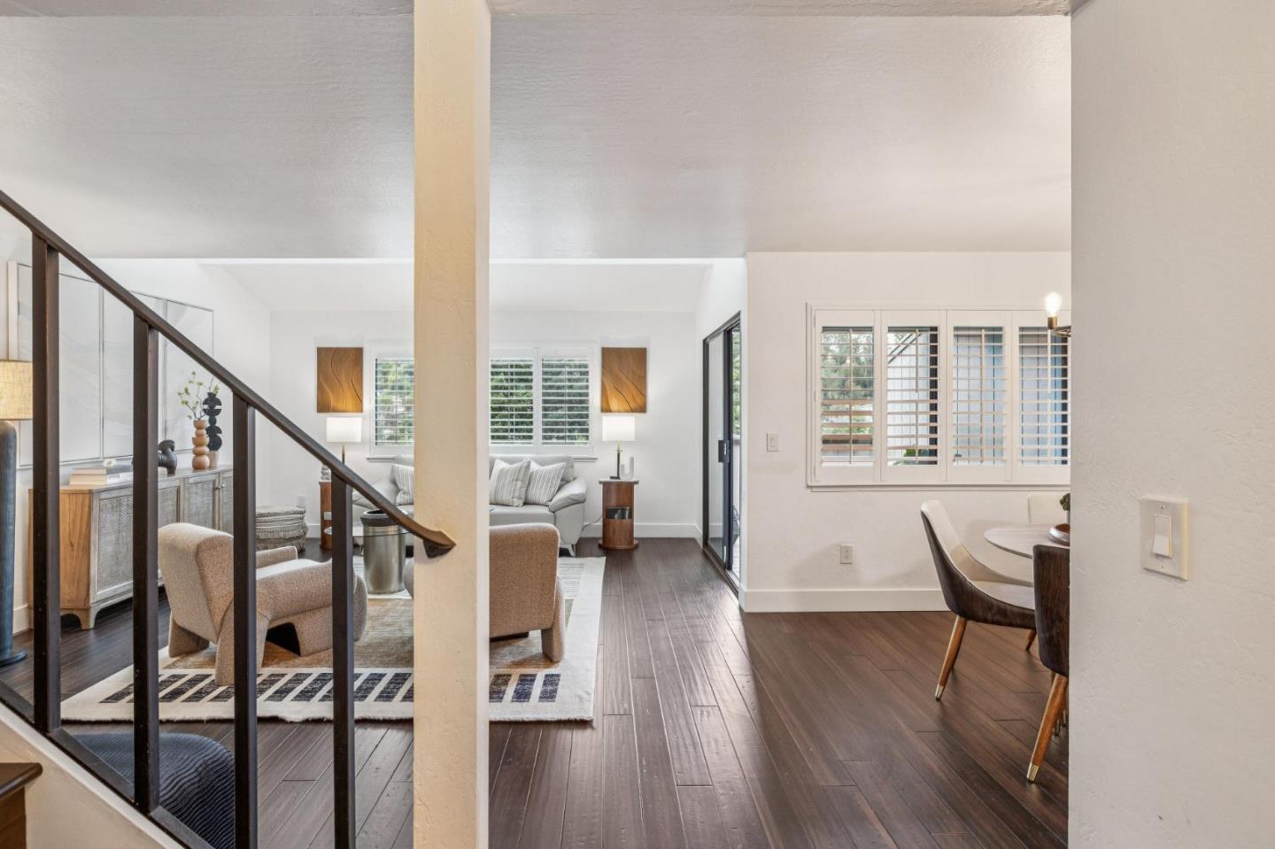 Detail Gallery Image 13 of 51 For 83 Corte Mesa Dr, San Rafael,  CA 94901 - 3 Beds | 2 Baths