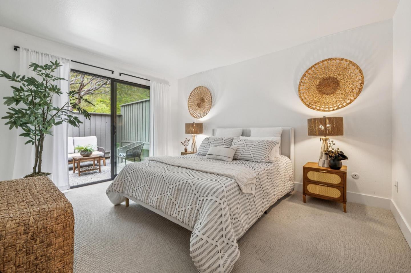 Detail Gallery Image 26 of 51 For 83 Corte Mesa Dr, San Rafael,  CA 94901 - 3 Beds | 2 Baths