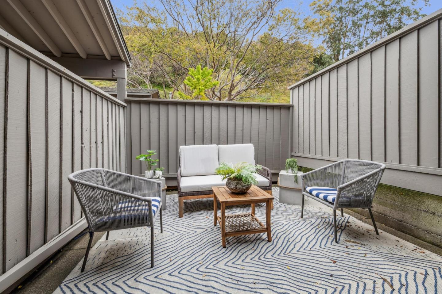 Detail Gallery Image 29 of 51 For 83 Corte Mesa Dr, San Rafael,  CA 94901 - 3 Beds | 2 Baths