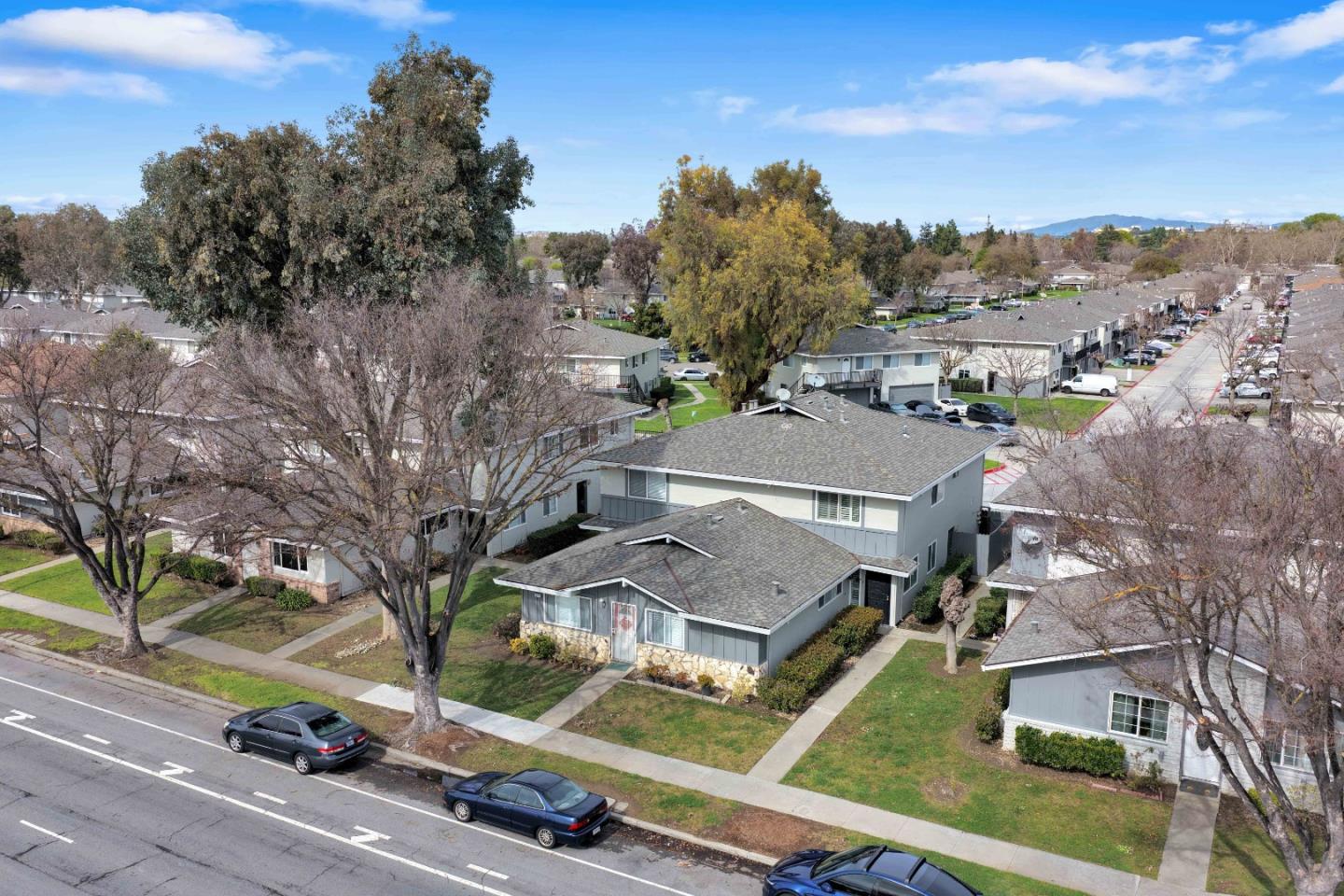 Detail Gallery Image 16 of 43 For 323 Blossom Hill Rd #3,  San Jose,  CA 95123 - 2 Beds | 1 Baths