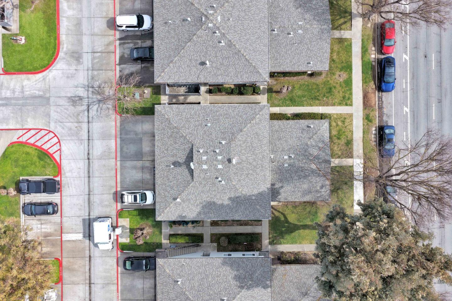 Detail Gallery Image 22 of 43 For 323 Blossom Hill Rd #3,  San Jose,  CA 95123 - 2 Beds | 1 Baths