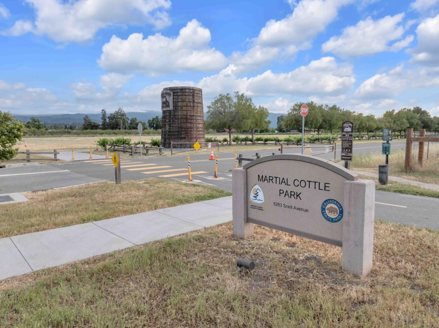 Detail Gallery Image 26 of 43 For 323 Blossom Hill Rd #3,  San Jose,  CA 95123 - 2 Beds | 1 Baths