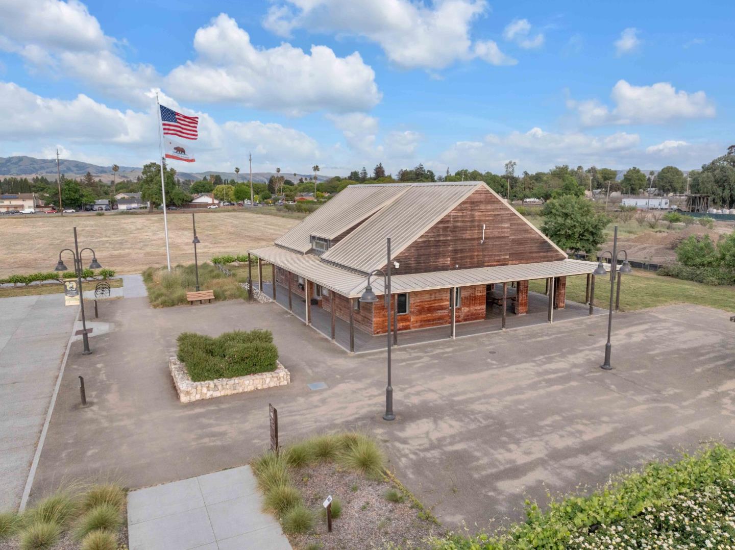 Detail Gallery Image 29 of 43 For 323 Blossom Hill Rd #3,  San Jose,  CA 95123 - 2 Beds | 1 Baths