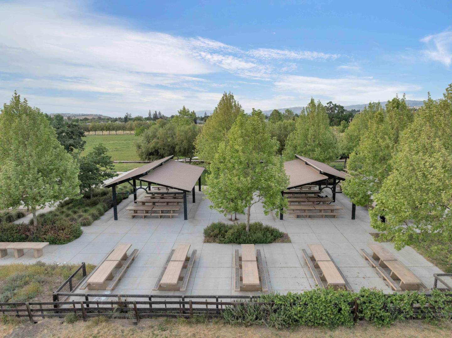 Detail Gallery Image 36 of 43 For 323 Blossom Hill Rd #3,  San Jose,  CA 95123 - 2 Beds | 1 Baths