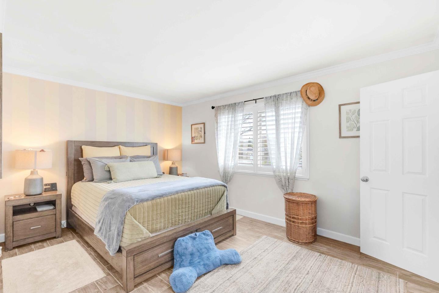 Detail Gallery Image 8 of 43 For 323 Blossom Hill Rd #3,  San Jose,  CA 95123 - 2 Beds | 1 Baths