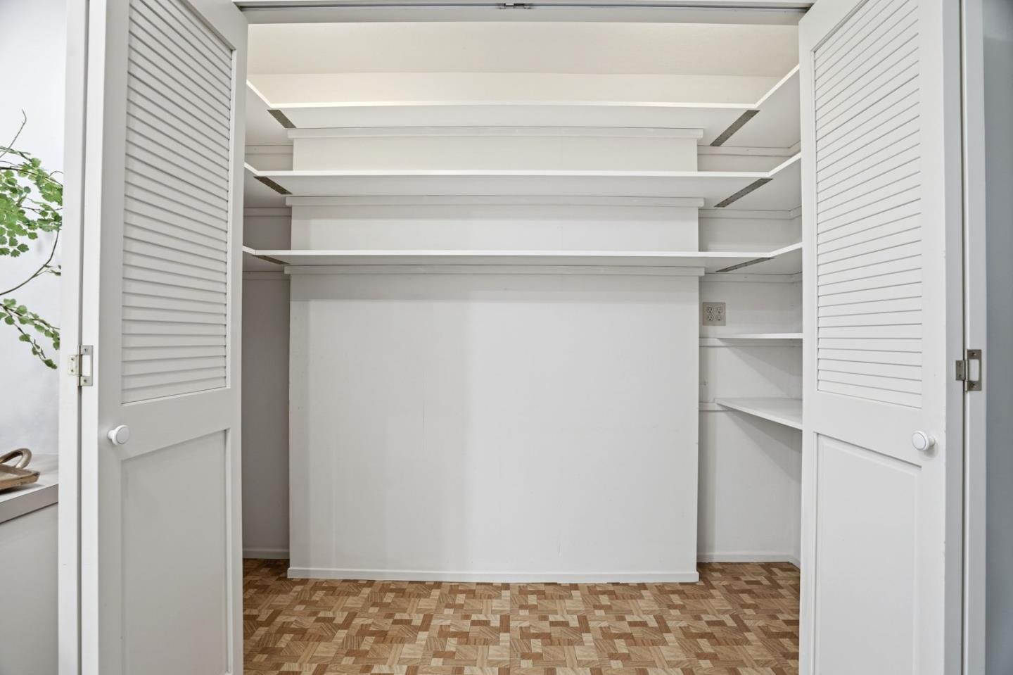 Detail Gallery Image 29 of 56 For 16345 Alexander Ave, Monte Sereno,  CA 95030 - 4 Beds | 4/1 Baths