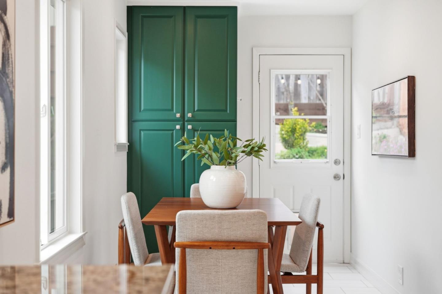 Detail Gallery Image 15 of 37 For 131 Pacific Ave, Pacifica,  CA 94044 - 4 Beds | 3 Baths