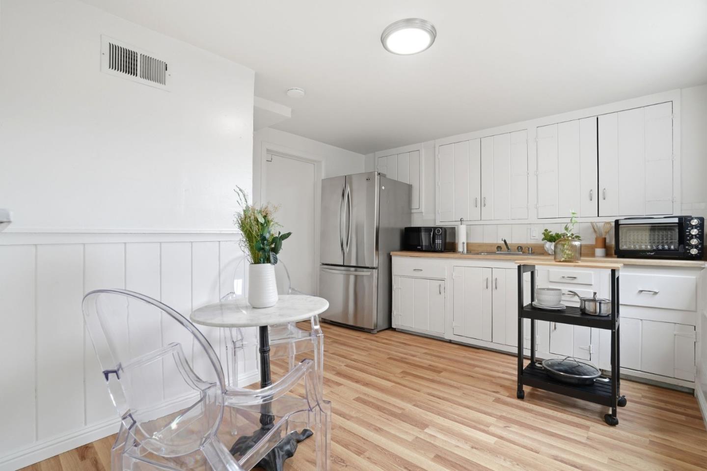 Detail Gallery Image 28 of 37 For 131 Pacific Ave, Pacifica,  CA 94044 - 4 Beds | 3 Baths