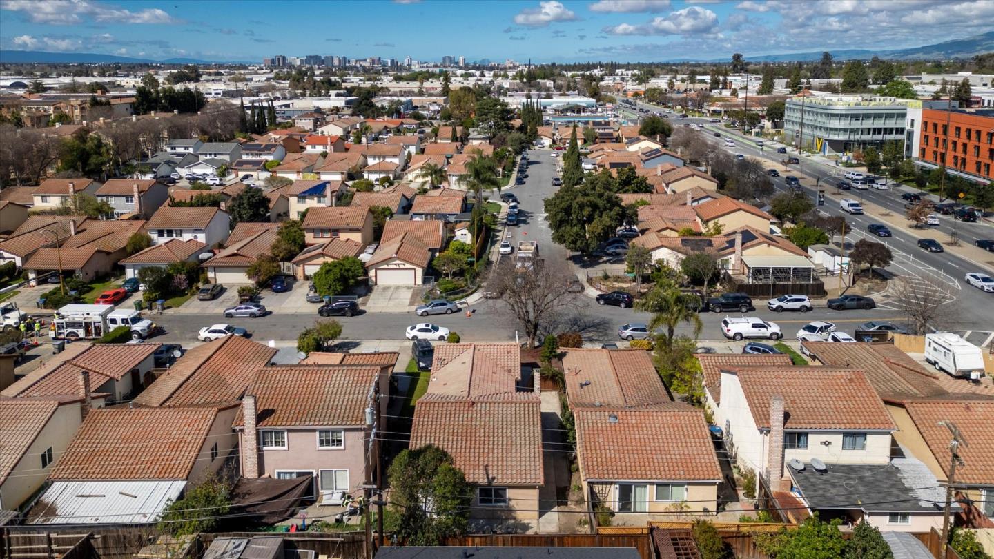 Detail Gallery Image 38 of 42 For 576 Mekler Dr, San Jose,  CA 95111 - 3 Beds | 2 Baths