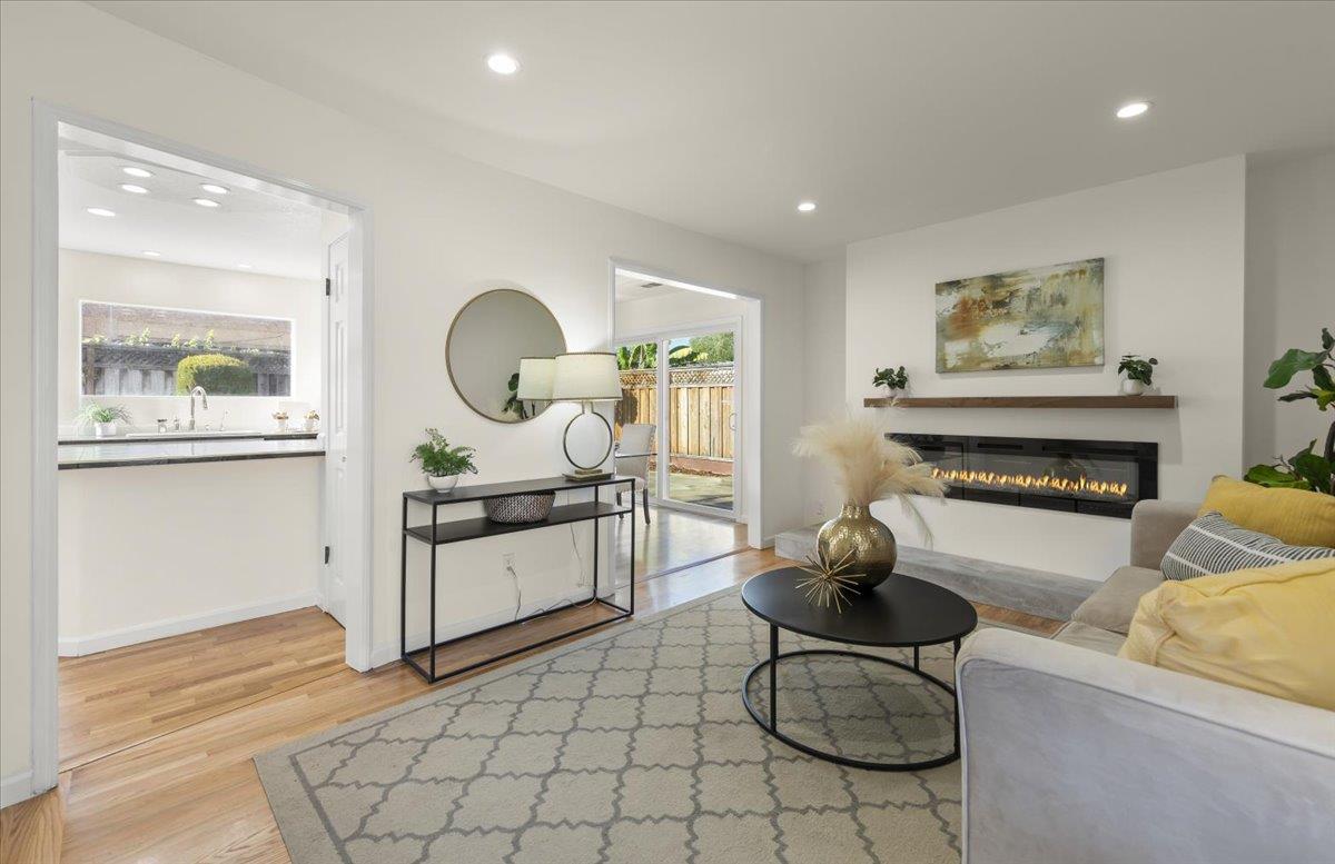 Detail Gallery Image 6 of 45 For 3393 Kathleen St, San Jose,  CA 95124 - 5 Beds | 3 Baths