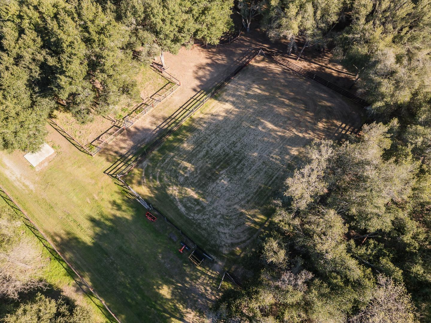 Detail Gallery Image 17 of 20 For 10555 Watsonville Rd, Gilroy,  CA 95020 - 4 Beds | 3 Baths