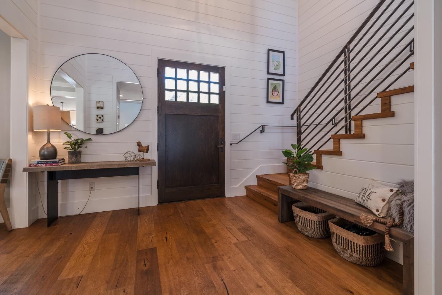 Detail Gallery Image 2 of 20 For 10555 Watsonville Rd, Gilroy,  CA 95020 - 4 Beds | 3 Baths