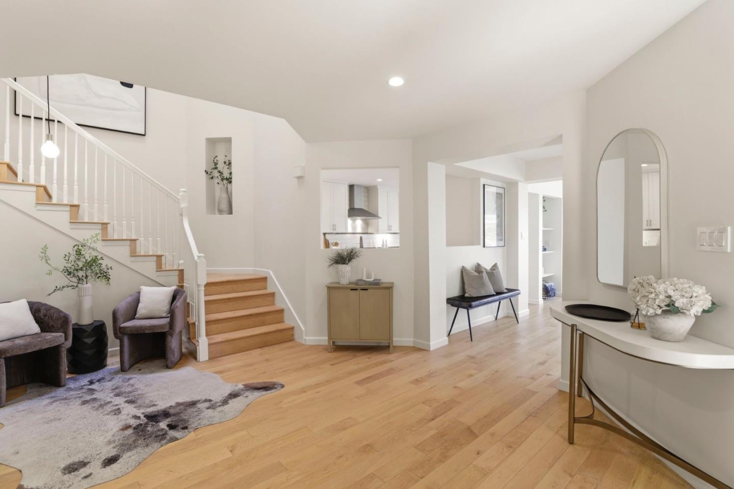 Detail Gallery Image 4 of 67 For 10 Mayflower Ln, San Carlos,  CA 94070 - 3 Beds | 2/1 Baths