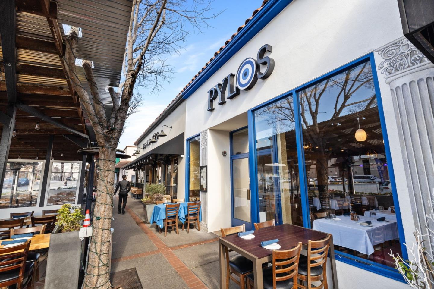 Detail Gallery Image 48 of 67 For 10 Mayflower Ln, San Carlos,  CA 94070 - 3 Beds | 2/1 Baths