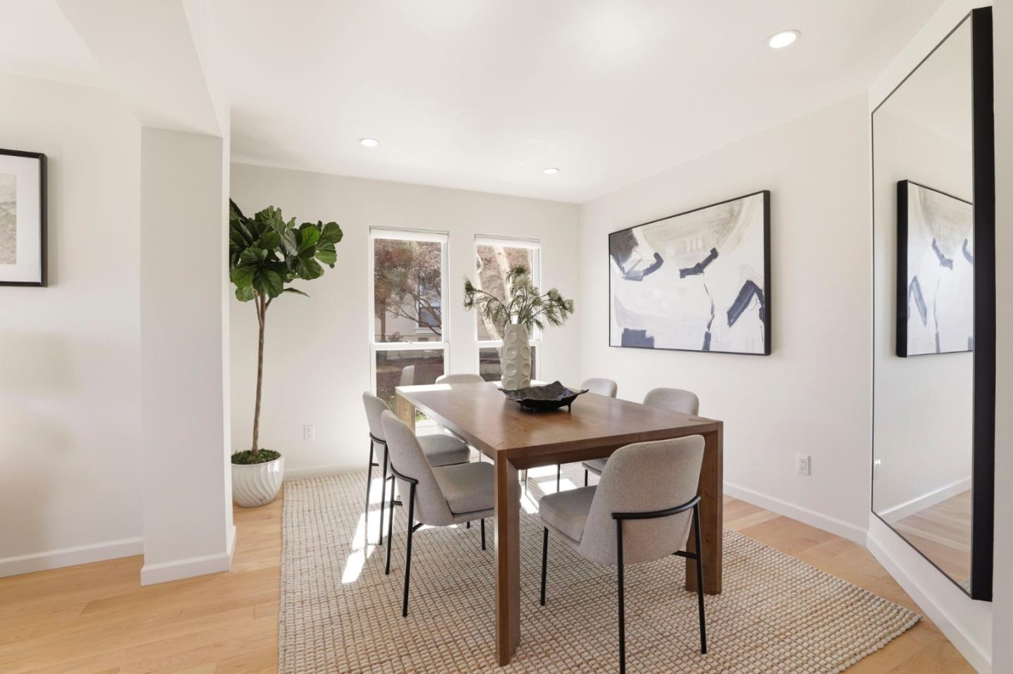 Detail Gallery Image 6 of 67 For 10 Mayflower Ln, San Carlos,  CA 94070 - 3 Beds | 2/1 Baths