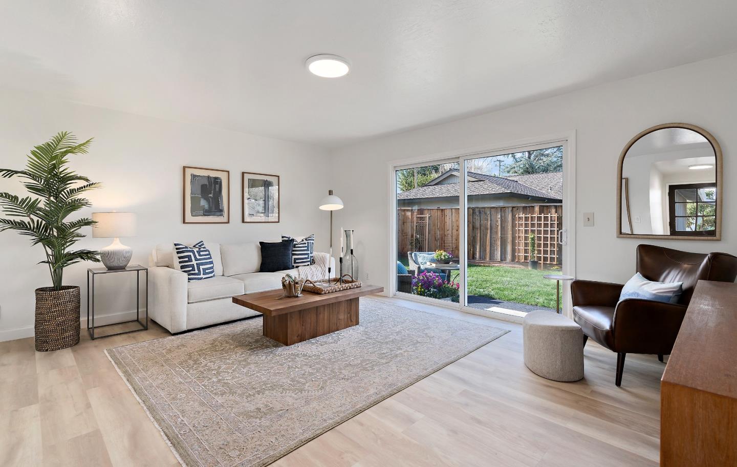 Detail Gallery Image 5 of 15 For 1263 Weathersfield Way, San Jose,  CA 95118 - 3 Beds | 2 Baths