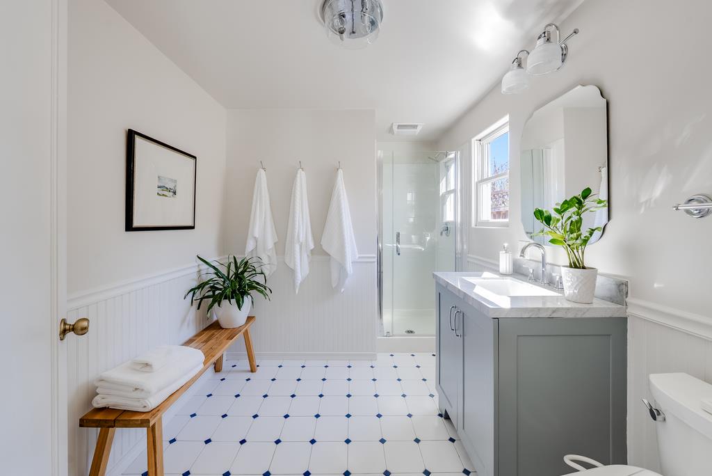 Detail Gallery Image 52 of 97 For 214 Fairmount Ave, Santa Cruz,  CA 95062 - 2 Beds | 2 Baths