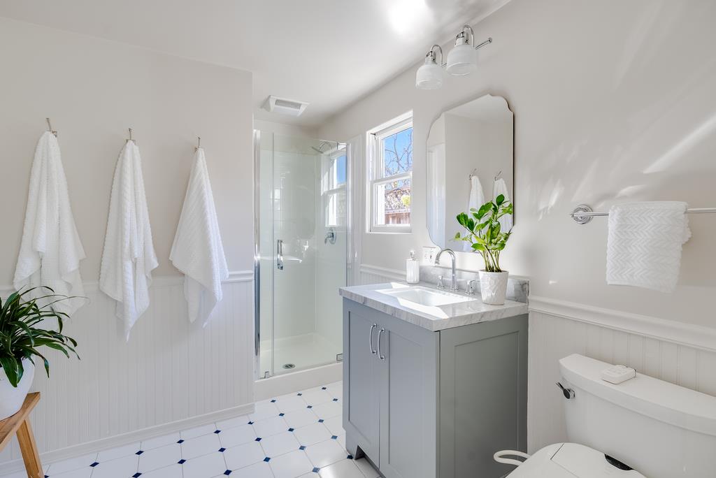 Detail Gallery Image 53 of 97 For 214 Fairmount Ave, Santa Cruz,  CA 95062 - 2 Beds | 2 Baths