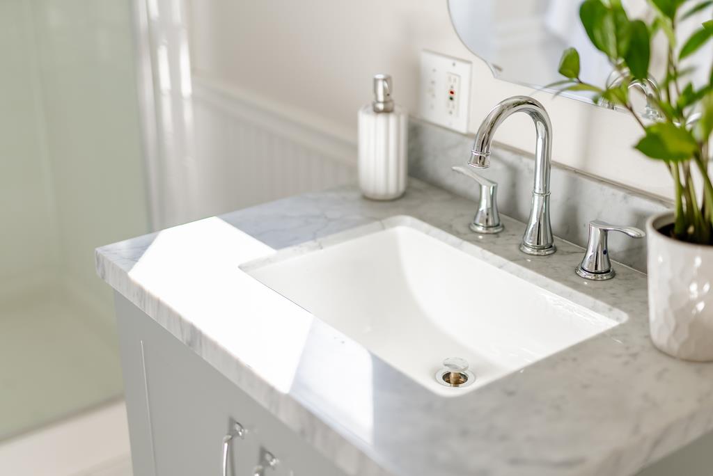 Detail Gallery Image 56 of 97 For 214 Fairmount Ave, Santa Cruz,  CA 95062 - 2 Beds | 2 Baths