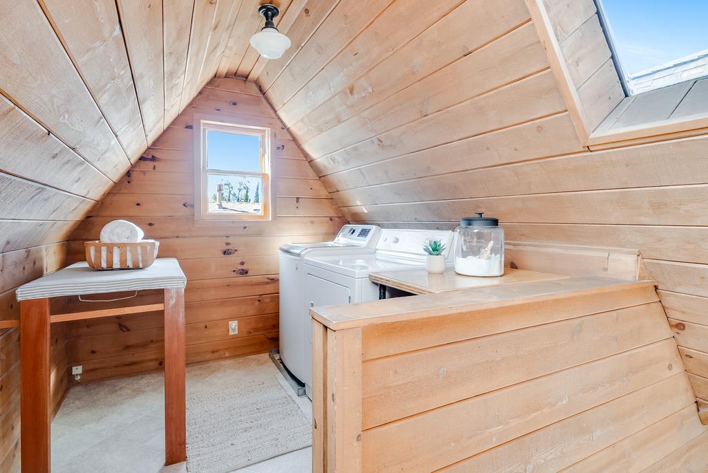 Detail Gallery Image 71 of 97 For 214 Fairmount Ave, Santa Cruz,  CA 95062 - 2 Beds | 2 Baths