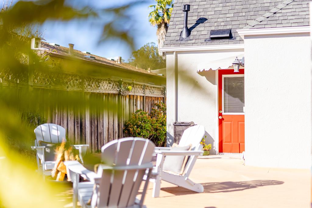 Detail Gallery Image 78 of 97 For 214 Fairmount Ave, Santa Cruz,  CA 95062 - 2 Beds | 2 Baths