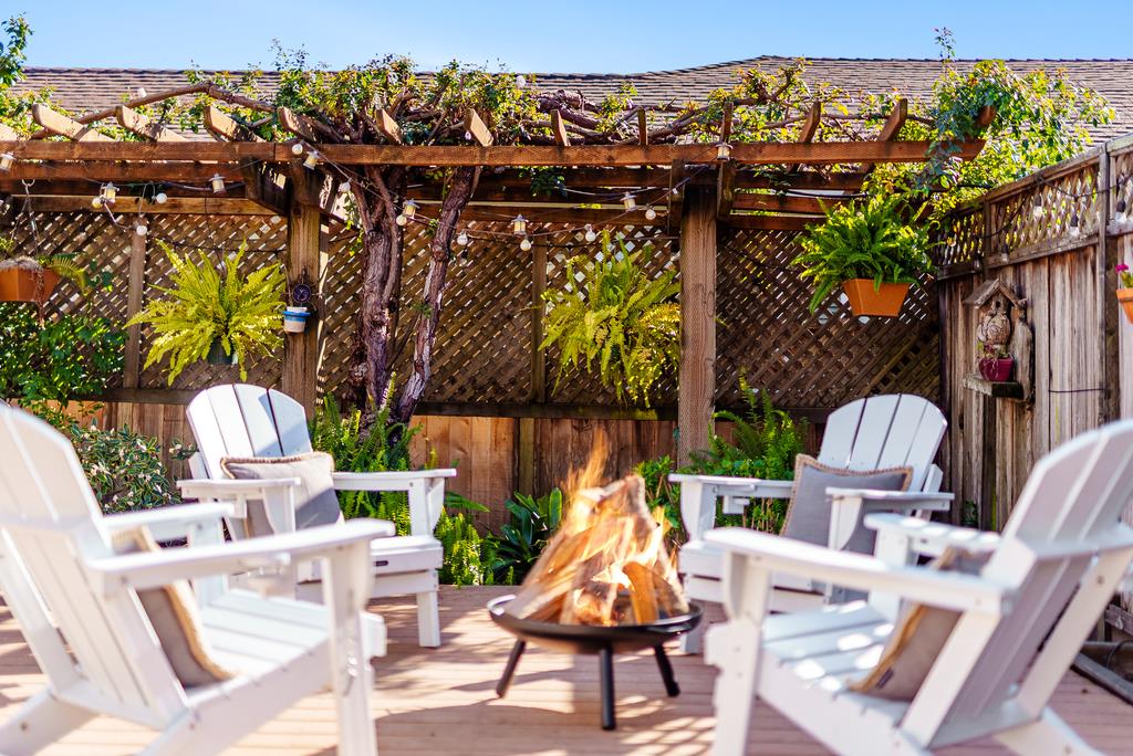 Detail Gallery Image 80 of 97 For 214 Fairmount Ave, Santa Cruz,  CA 95062 - 2 Beds | 2 Baths