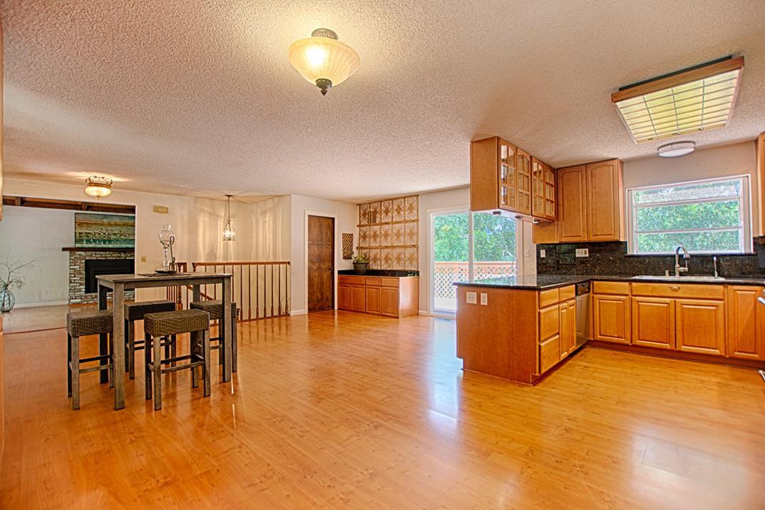 Detail Gallery Image 10 of 27 For 41 Grandview Ave, Felton,  CA 95018 - 4 Beds | 2/1 Baths