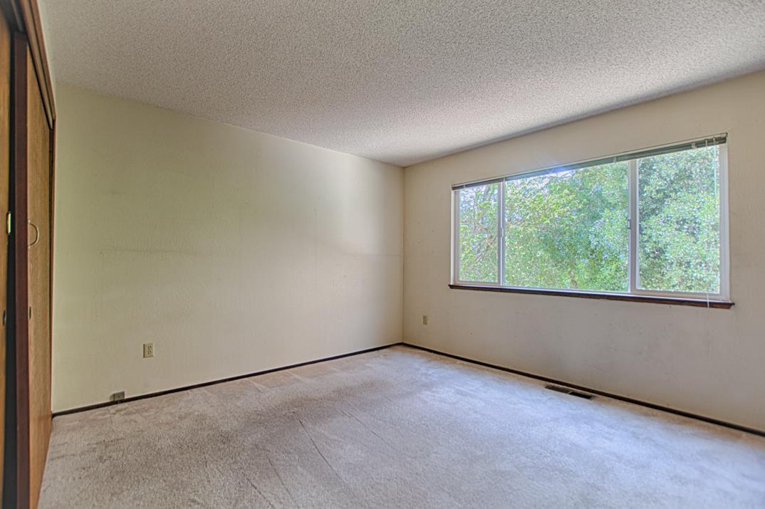 Detail Gallery Image 17 of 27 For 41 Grandview Ave, Felton,  CA 95018 - 4 Beds | 2/1 Baths