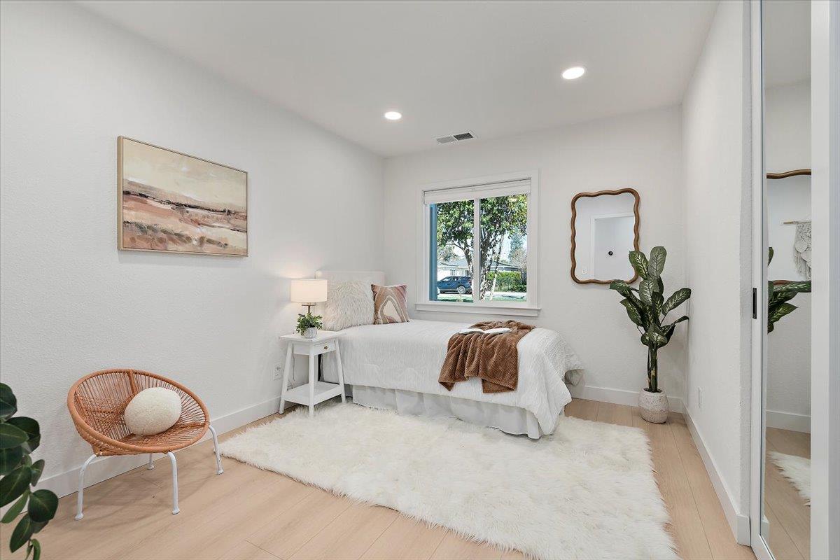 Detail Gallery Image 18 of 21 For 3193 Calzar Dr, San Jose,  CA 95118 - 3 Beds | 2 Baths