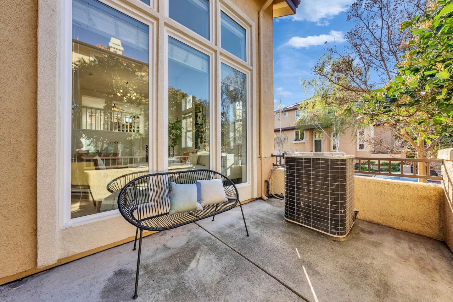 Photo #4: ML82037343 Listing: Photo #4