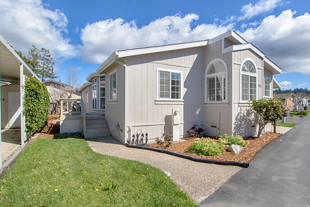 Detail Gallery Image 3 of 42 For 225 Mount Hermon Rd 19a,  Scotts Valley,  CA 95066 - 2 Beds | 2 Baths