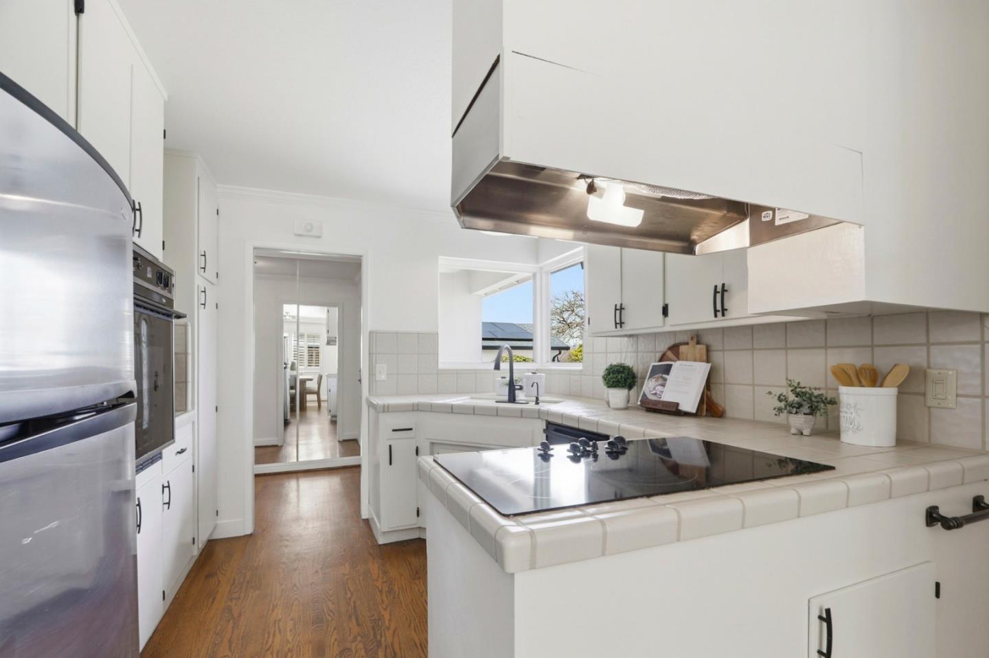 Detail Gallery Image 16 of 32 For 2867 via Carmen, San Jose,  CA 95124 - 3 Beds | 2 Baths