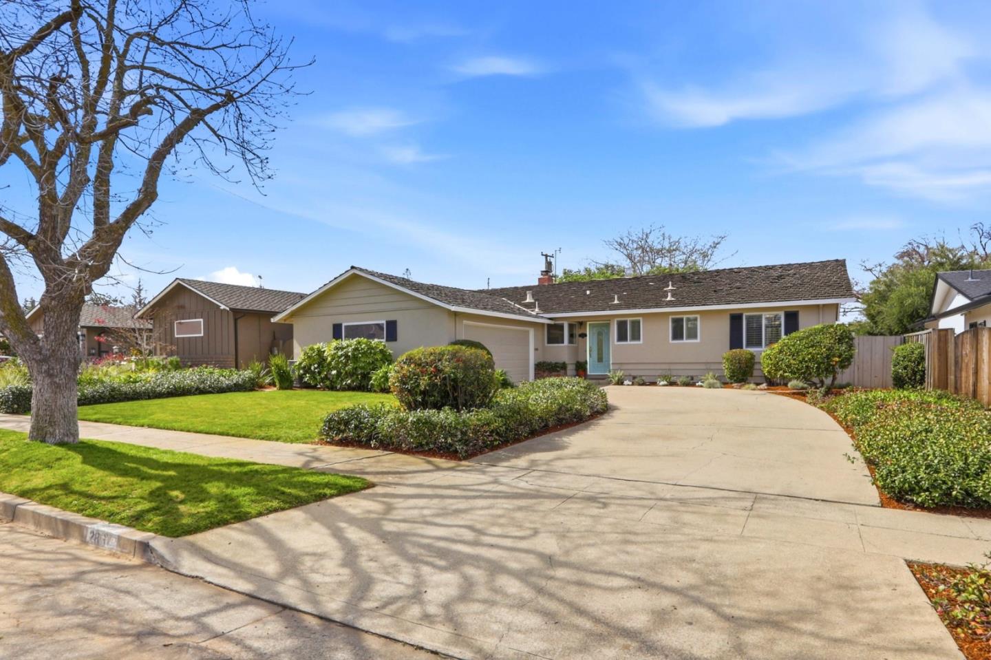 Detail Gallery Image 2 of 32 For 2867 via Carmen, San Jose,  CA 95124 - 3 Beds | 2 Baths