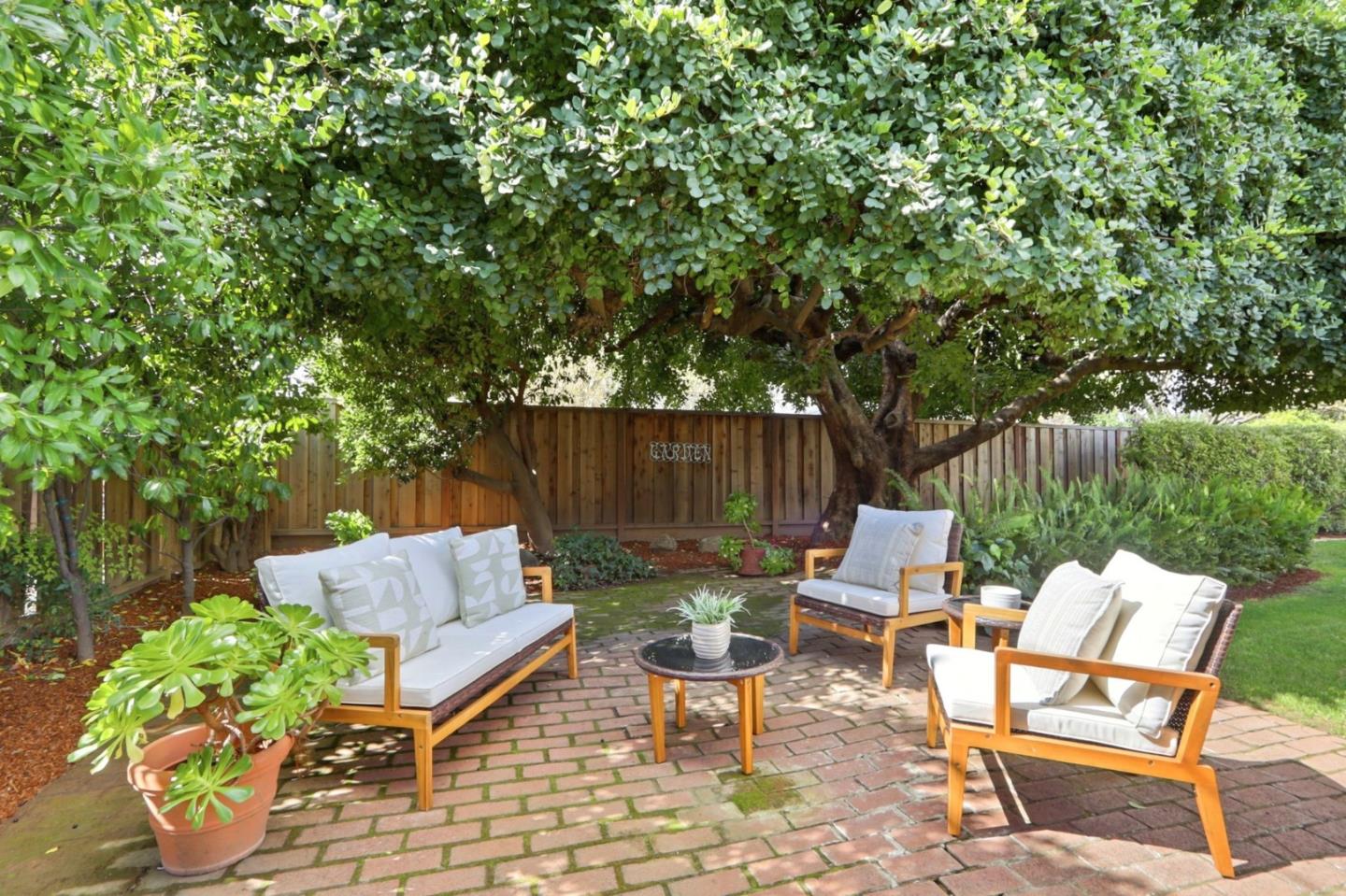 Detail Gallery Image 29 of 32 For 2867 via Carmen, San Jose,  CA 95124 - 3 Beds | 2 Baths