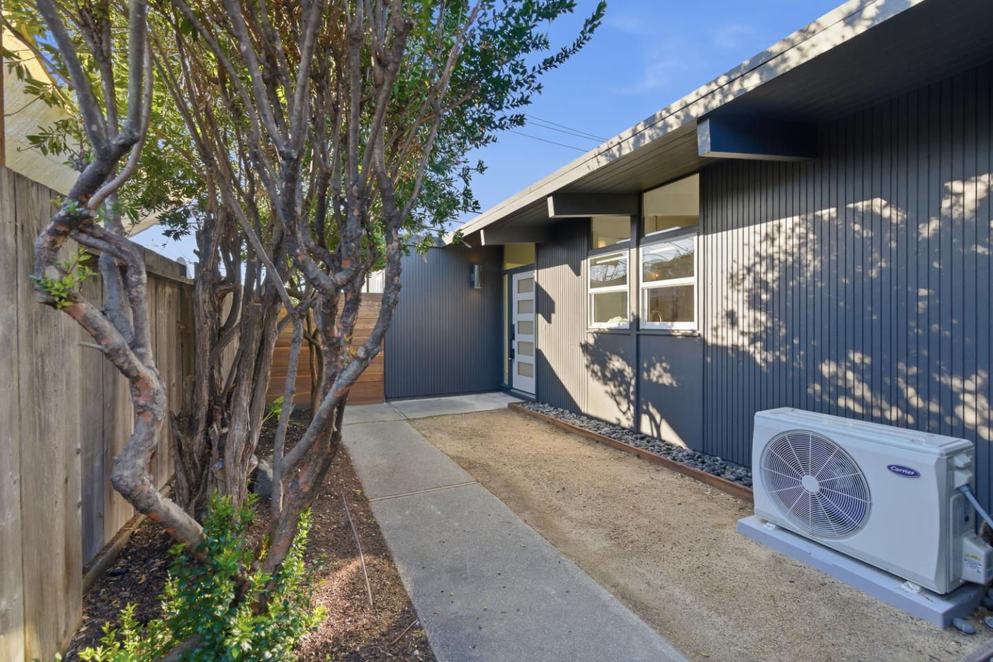 Detail Gallery Image 3 of 40 For 678 Connie Ave, San Mateo,  CA 94402 - 3 Beds | 2 Baths