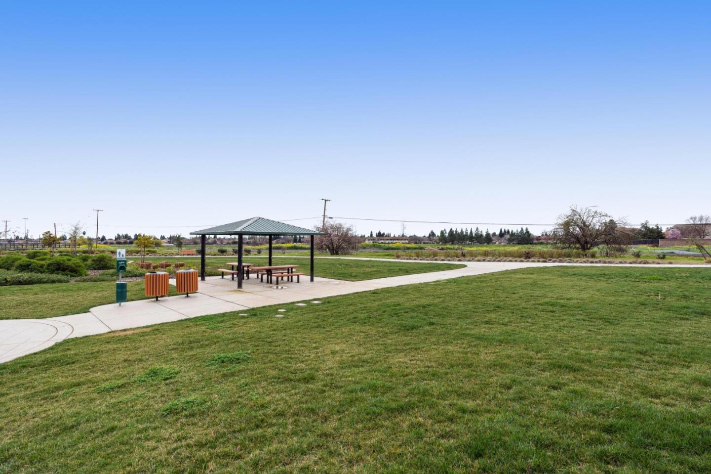 Detail Gallery Image 41 of 44 For 1889 Water St, Brentwood,  CA 94513 - 3 Beds | 2 Baths