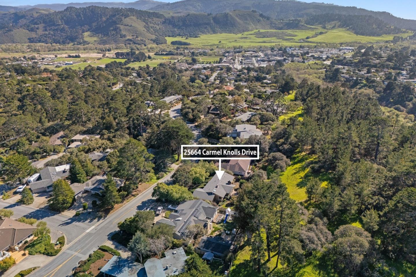 Detail Gallery Image 28 of 30 For 25664 Carmel Knolls Dr, Carmel,  CA 93923 - 3 Beds | 2 Baths