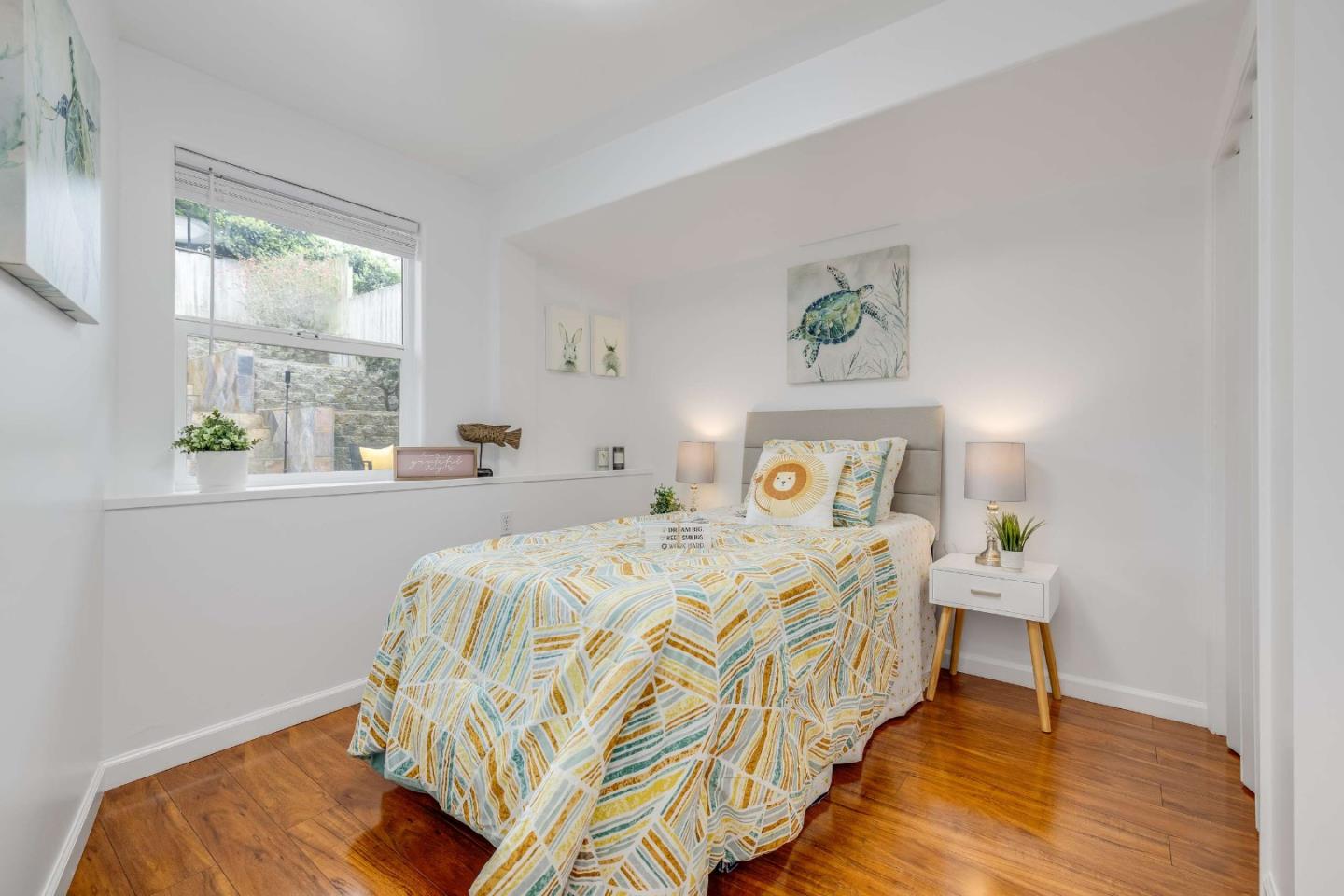 Detail Gallery Image 24 of 38 For 1352 34th Ave, San Francisco,  CA 94122 - 4 Beds | 3/1 Baths